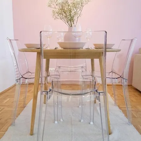 StayOver - Unique Apartments by Interior Designer Vienne Extérieur photo