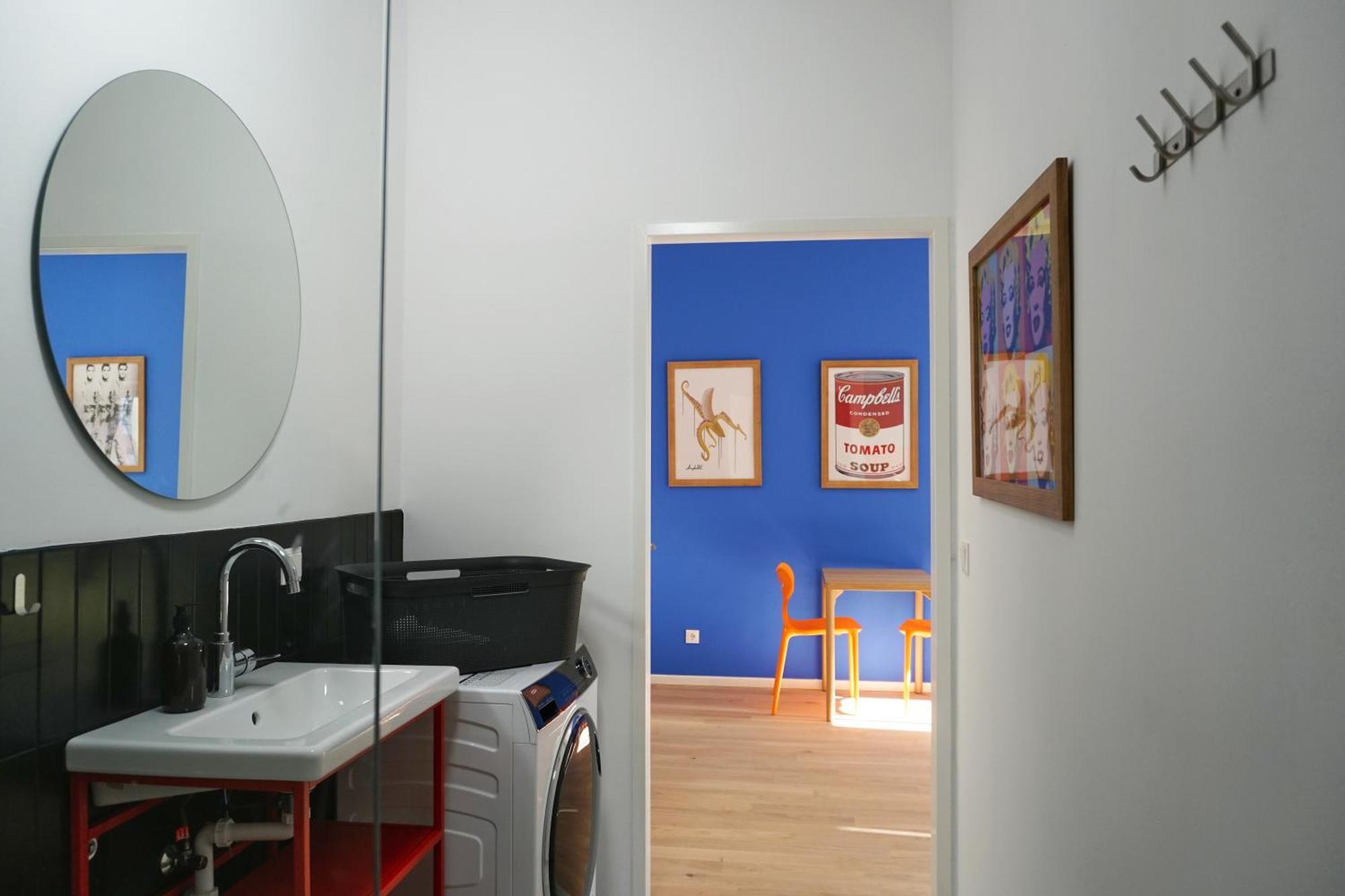 Vibrant Design - Full Kitchen - Wi-fi - 18 Mins To Centre Appartement